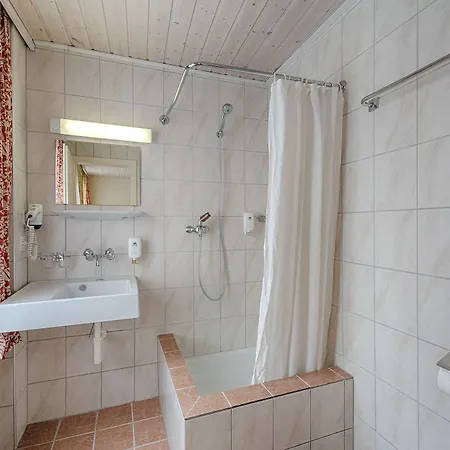 Otel Blume 2*